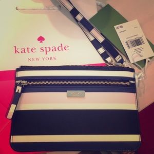 NWT- Kate Spade Laurel Way Tinie Wristlet